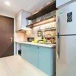 Cbd Luxury Apartment In Rivergate Tower